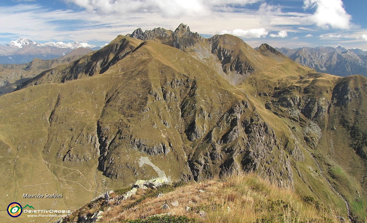 16 Il gruppo del Monte Valletto....JPG